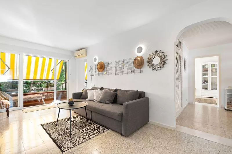 Middle Floor Apartment in Nueva Andalucía
