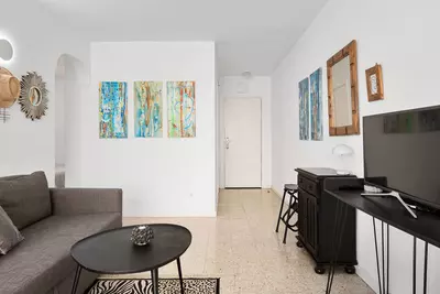 Middle Floor Apartment in Nueva Andalucía