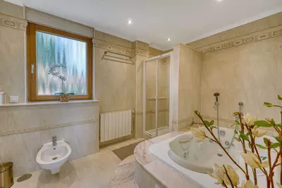 Detached Villa in Elviria