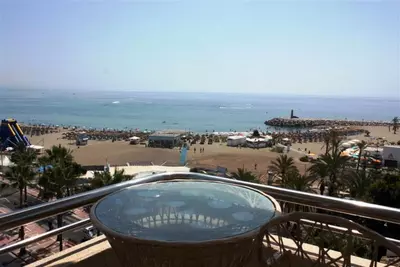 Middle Floor Apartment in Puerto Banús