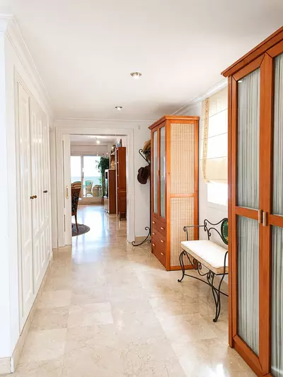 Middle Floor Apartment in Marbella