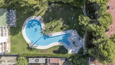 Middle Floor Apartment in Nueva Andalucía
