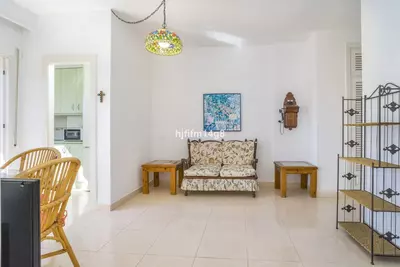 Middle Floor Apartment in Nueva Andalucía