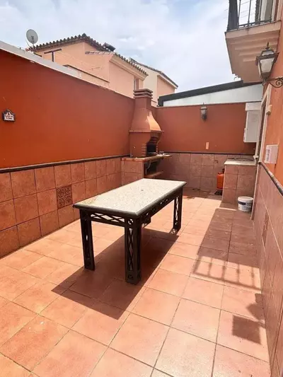 Semi-Detached House in Cancelada