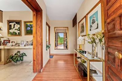 Detached Villa in El Paraiso