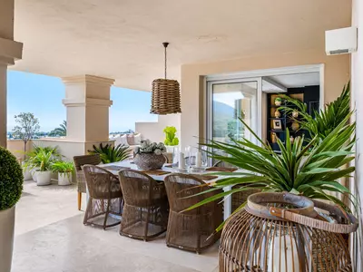 Middle Floor Apartment in Nueva Andalucía