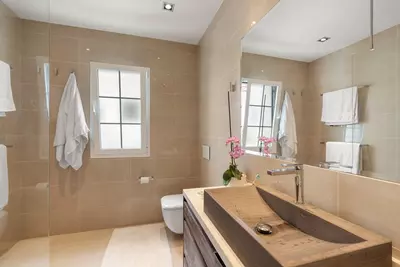 Middle Floor Apartment in Nueva Andalucía