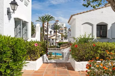 Middle Floor Apartment in Nueva Andalucía
