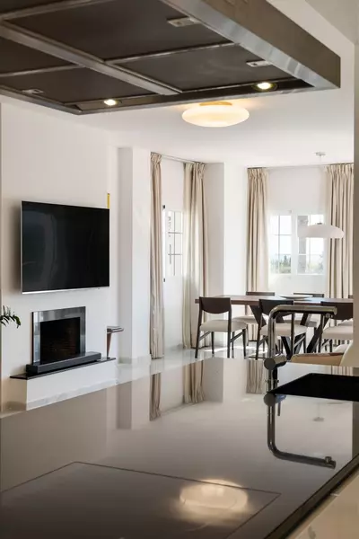 Middle Floor Apartment in Nueva Andalucía