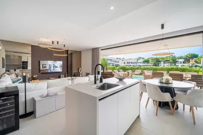 Detached Villa in Elviria
