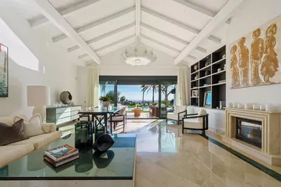 Detached Villa in Nueva Andalucía
