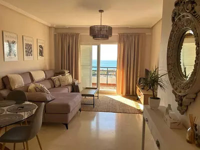 Middle Floor Apartment in Manilva