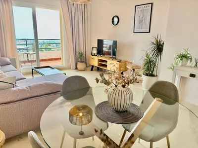 Middle Floor Apartment in Manilva