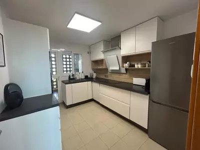 Middle Floor Apartment in Manilva