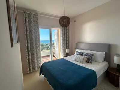 Middle Floor Apartment in Manilva