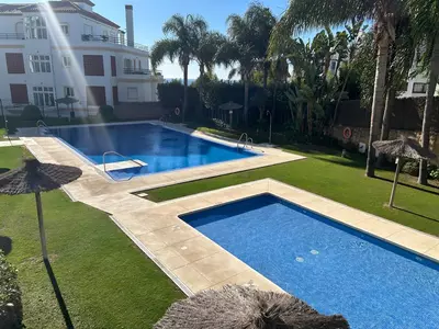 Middle Floor Apartment in Manilva
