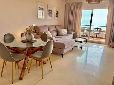 Middle Floor Apartment in Manilva