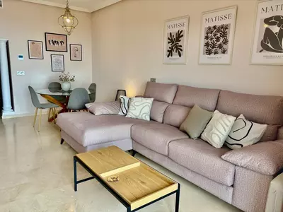 Middle Floor Apartment in Manilva