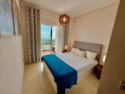 Middle Floor Apartment in Manilva