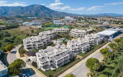 Middle Floor Apartment in Estepona