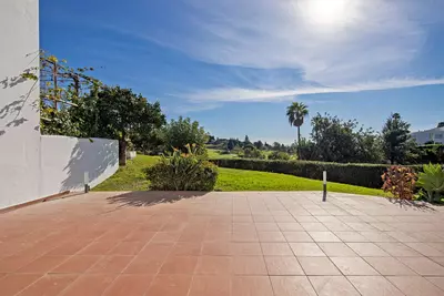 Semi-Detached House in Nueva Andalucía