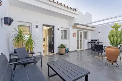 Semi-Detached House in Nueva Andalucía