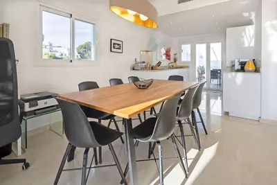 Semi-Detached House in Nueva Andalucía