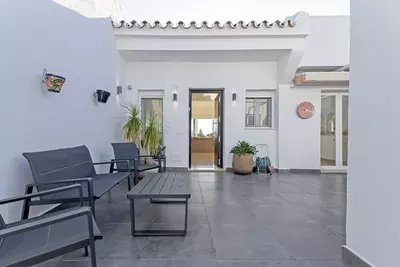 Semi-Detached House in Nueva Andalucía