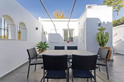 Semi-Detached House in Nueva Andalucía