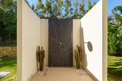 Detached Villa in Nueva Andalucía