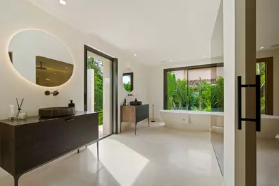 Detached Villa in Nueva Andalucía