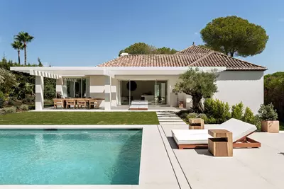 Detached Villa in El Paraiso