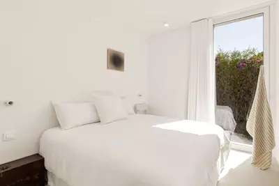 Detached Villa in El Paraiso