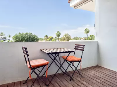 Middle Floor Apartment in Nueva Andalucía