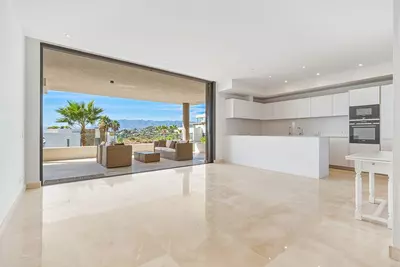 Middle Floor Apartment in Cabopino