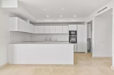 Middle Floor Apartment in Cabopino