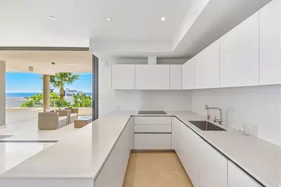 Middle Floor Apartment in Cabopino