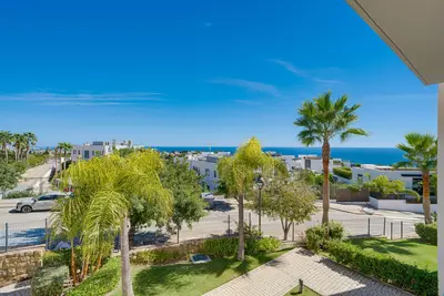 Middle Floor Apartment in Cabopino