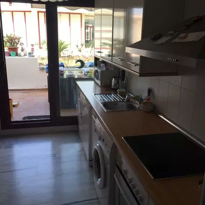 Middle Floor Apartment in Benahavís