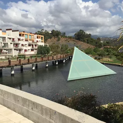 Middle Floor Apartment in Benahavís