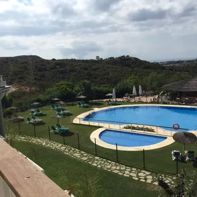 Middle Floor Apartment in Benahavís