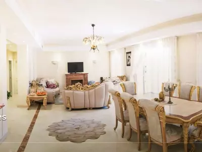 Detached Villa in Nueva Andalucía