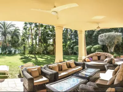 Detached Villa in Nueva Andalucía