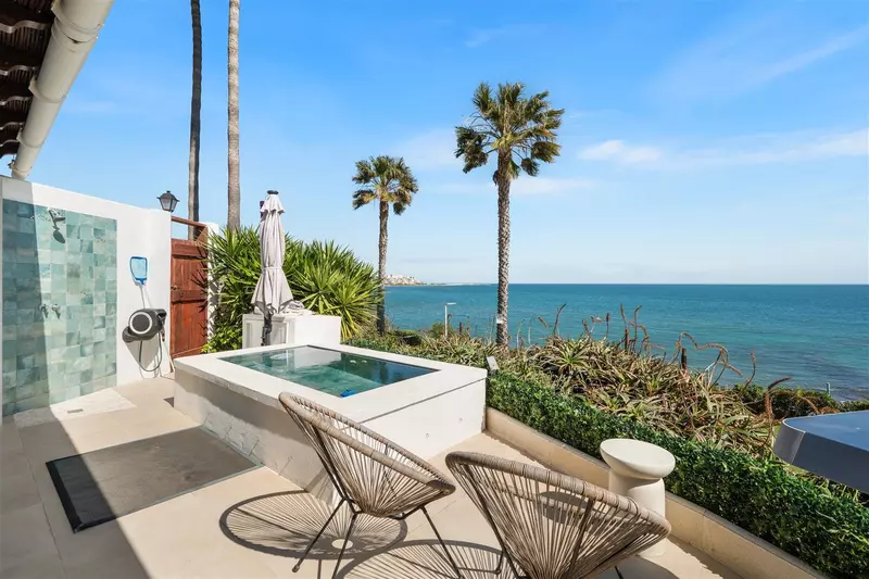 Semi-Detached House in Estepona