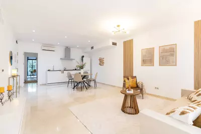 Middle Floor Apartment in Puerto Banús