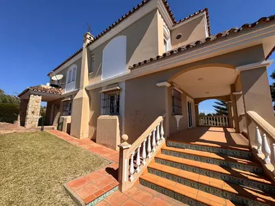 Detached Villa in Estepona