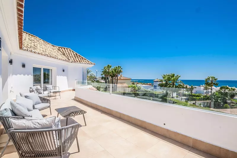 Detached Villa in Estepona