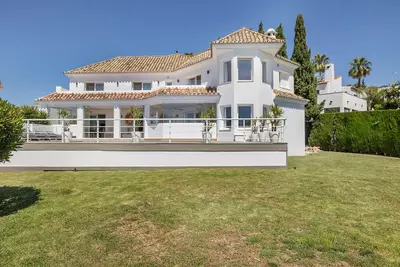 Detached Villa in Estepona