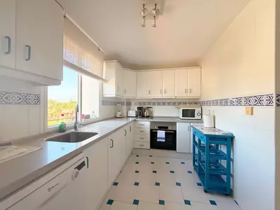 Middle Floor Apartment in Estepona