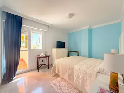 Middle Floor Apartment in Estepona